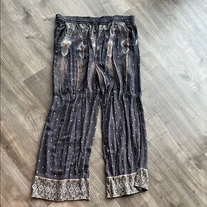 American Eagle Outfitters Black and Cream Wide Leg Pants